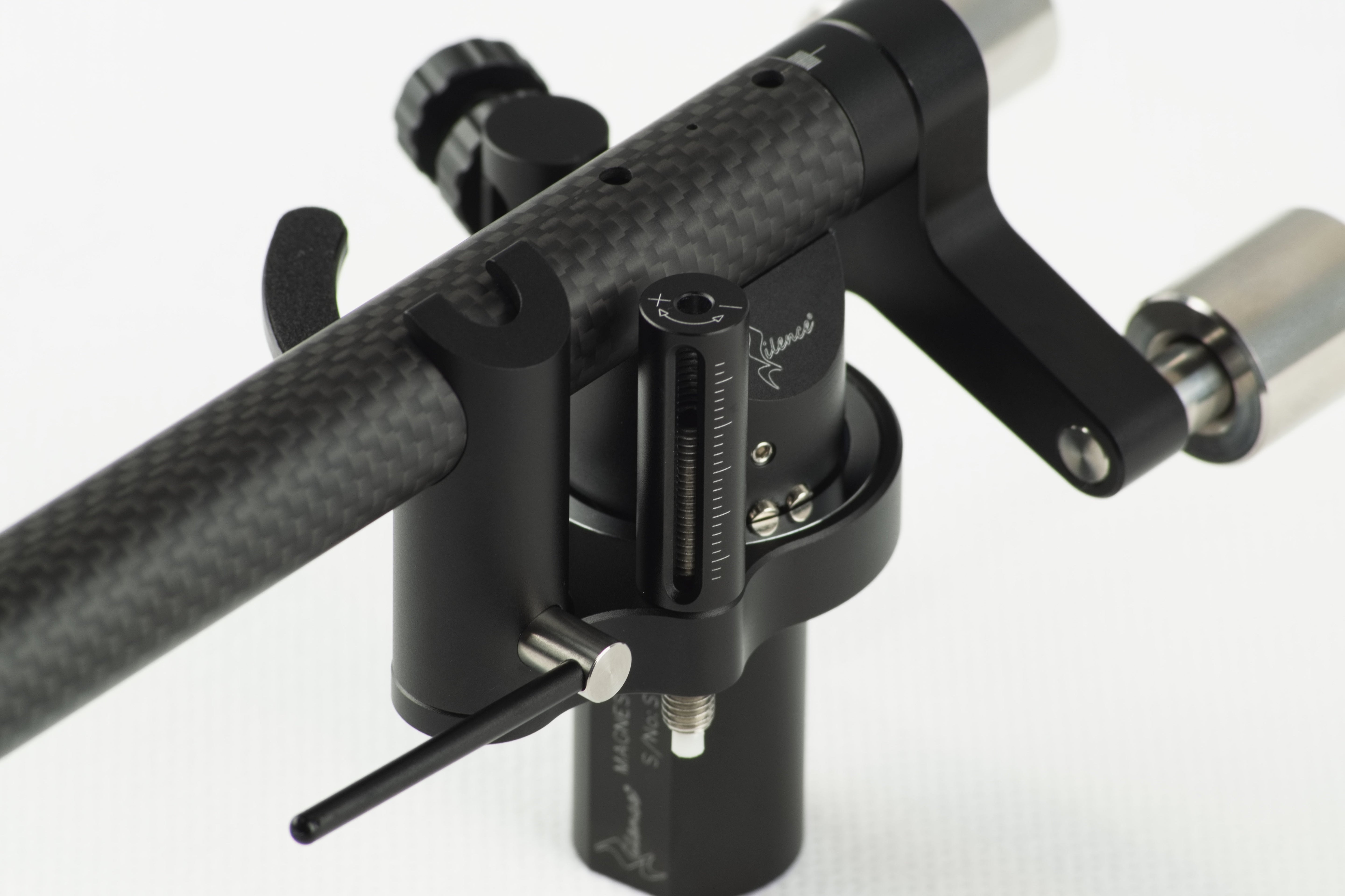 MAGNESTAT® - Precision Tonearm Stabilization